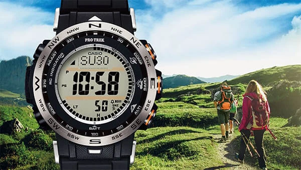What is the best hiking watch under $200 in 2022?