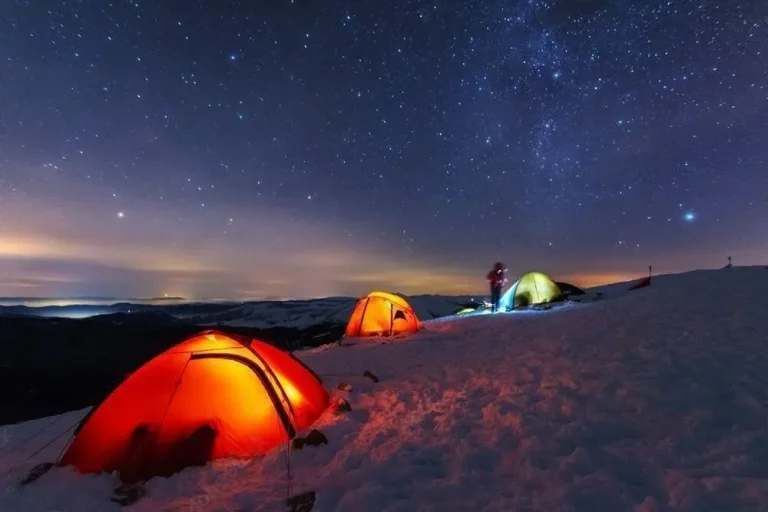 13 Essential Winter Camping and Backpacking Hacks