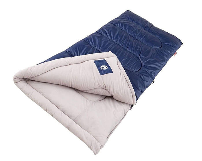 the Slumberjack Country Squire 0° sleeping bag is a great option for budget-minded campers who are looking for a warm bag