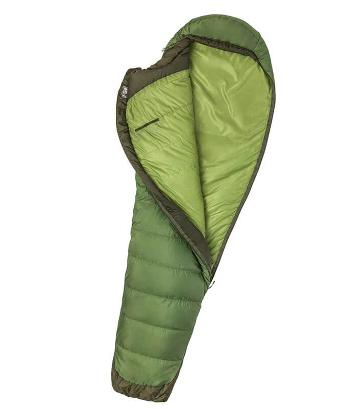 The Trestles 30 is made with synthetic insulation and has a quilted design to keep the fill in place. It also has an internal pocket that’s perfect for storing your phone or other small items