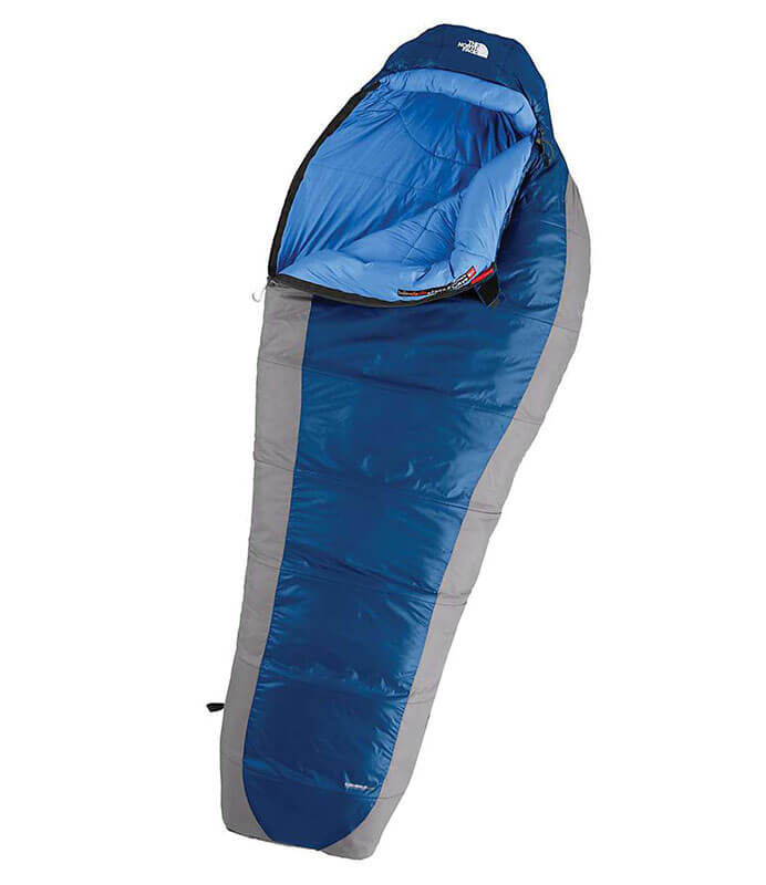 ? The North Face Cat’s Meow Sleeping Bag is perfect for you! This 20-degree, synthetic sleeping bag is made with recycled shell fabric and insulation, so it’s not only warm but also eco-friendly. 
