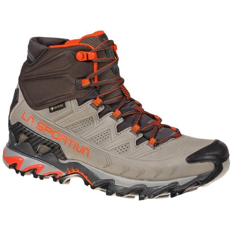 The La Sportiva Ultra Raptor is a lightweight, high performing hiking boot that will give you the stability and comfort you desire on the trail. With a women's size 40 EU weighing in at 1.68 pounds and a men's size 44 EU